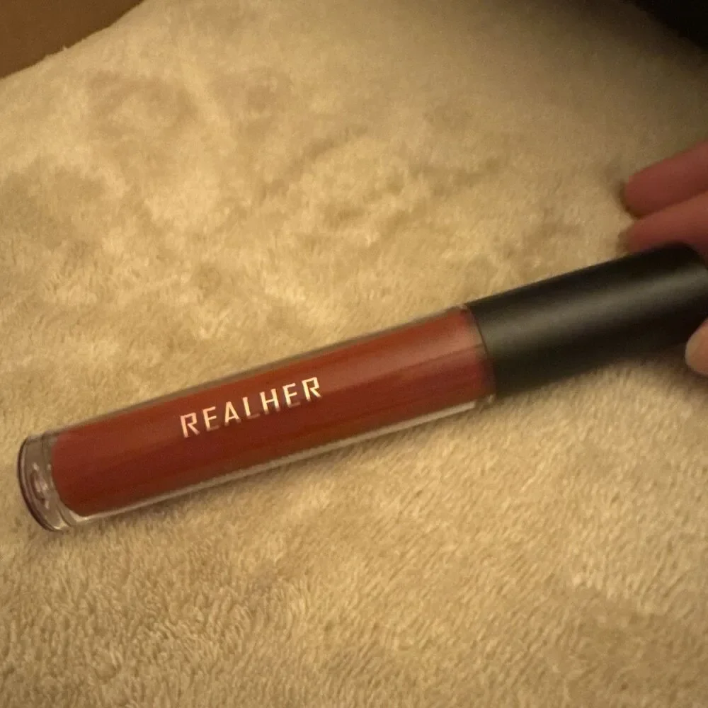 Realher - I Am A Fighter - Color Rich Lip Gloss - Full SIze 0.17 Oz - Deep Red
